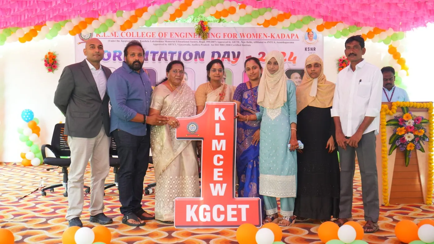 A KGCET rank holder felicitated at KLM College of Engineering for Women, Orientation Day 2024